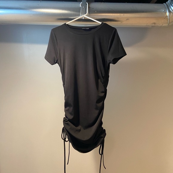 Side Drawstring Black Midi Dress - Picture 6 of 7